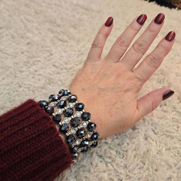 NWOT Rhinestone & Bead Stretch Bracelet Silver - Picture 6 of 8